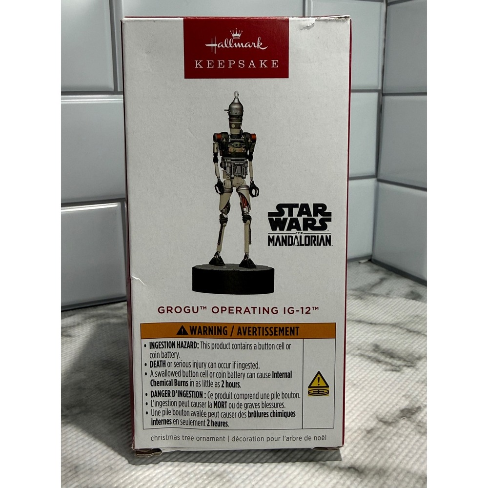 Hallmark Keepsake Star Wars The Mandalorian Grogu Operating IG-12 Ornament